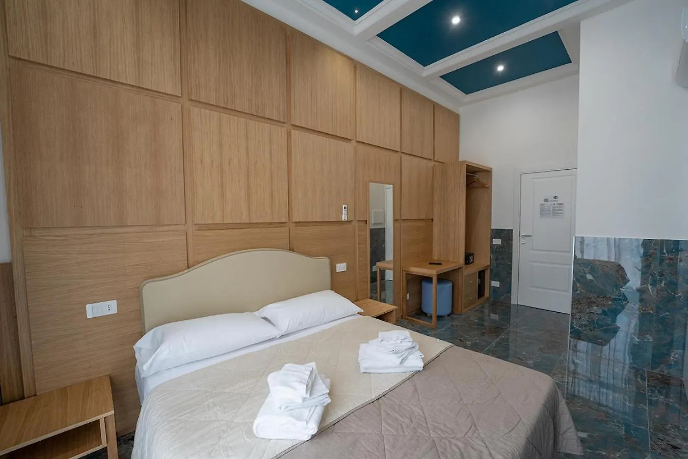 Medina H. Lifestyle Historical Area, By Clapa Group Dislocated Hospitality Hotel Nápoles